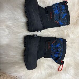 Columbia Black and Blue Insulated Boots